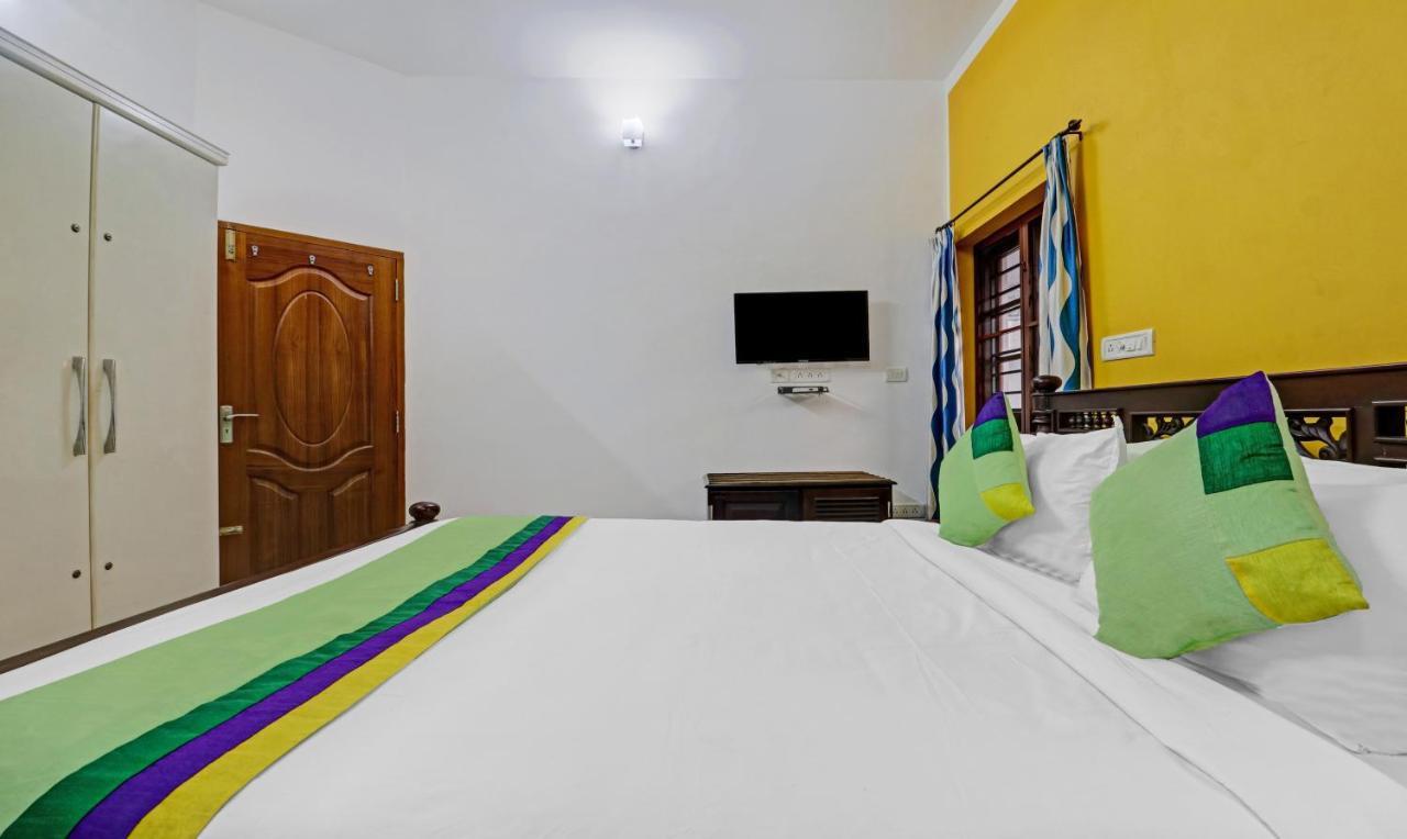Treebo Backpackers Inn Kochi Buitenkant foto