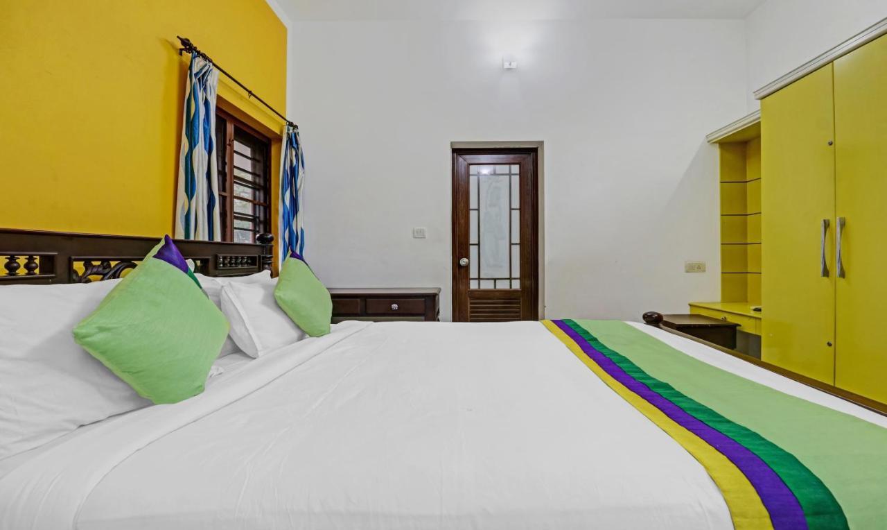 Treebo Backpackers Inn Kochi Buitenkant foto