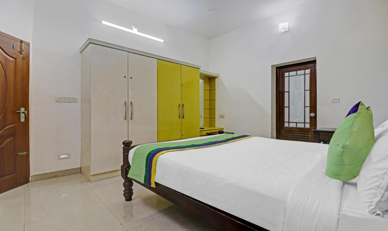 Treebo Backpackers Inn Kochi Buitenkant foto